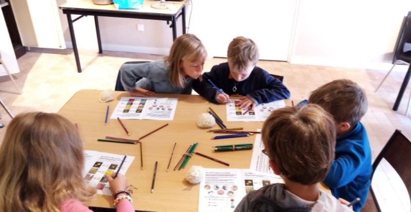 Atelier du patrimoine 2026 avec des enfants de 4 à 10 ans à La Coursive de Fougères