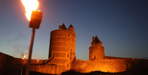 Les Nocturnes du Château à Fougères