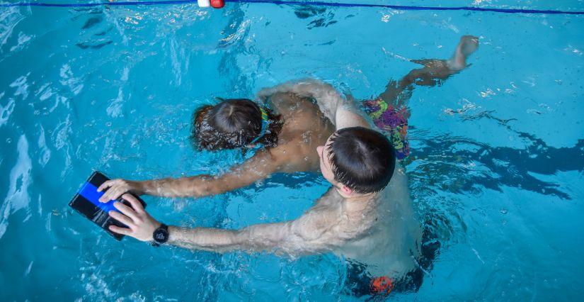 Cours de natation à Bluenat Rennes