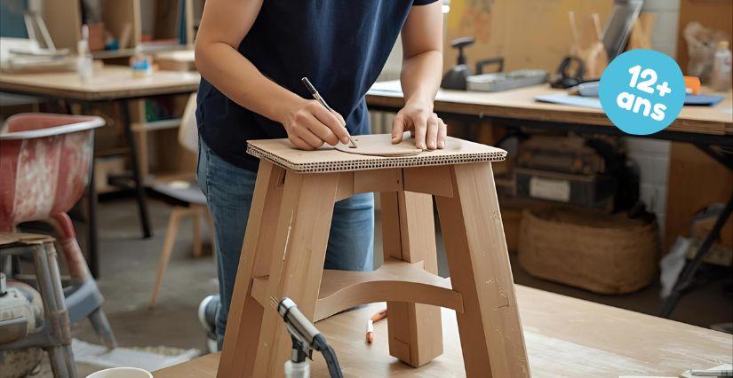 Atelier créatif avec les ados pour fabriquer un tabouret en carton, Maison de la Terre, près de Saint-Brieuc