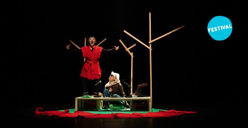 spectacle conte rock "Rouge Courroux", Festival Marmaille au théâtre de l'Aire Libre près de Rennes