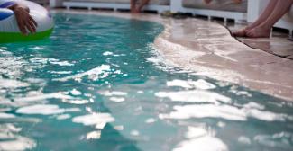 Piscine familiale Les Pommiers à Dinan-Léhon